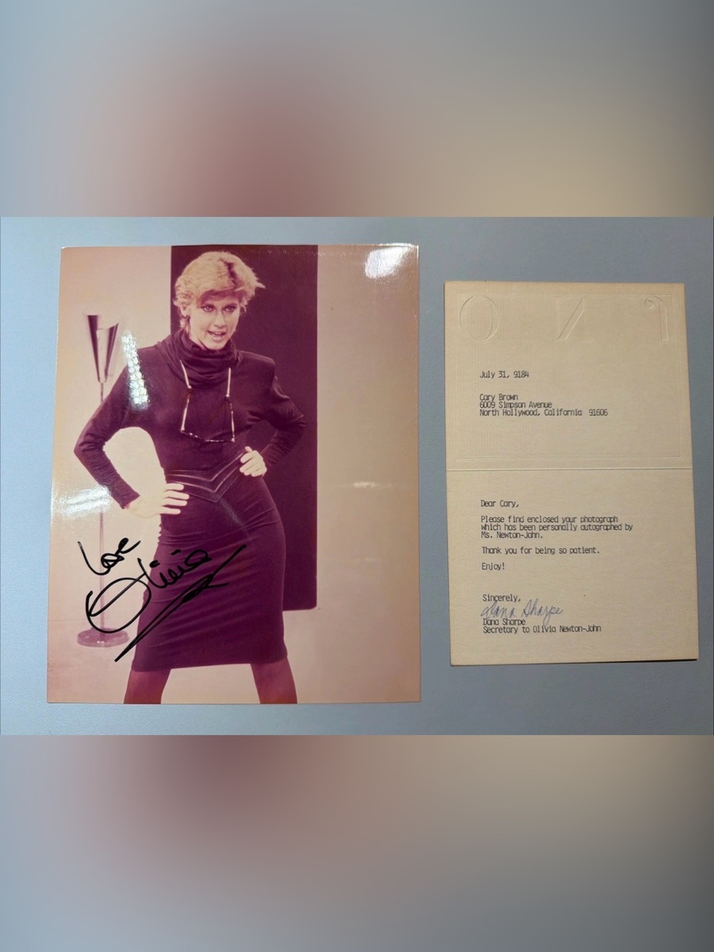 SIGNED OLIVIA NEWTON JOHN Autograph Hand Signed Photo w Certificate